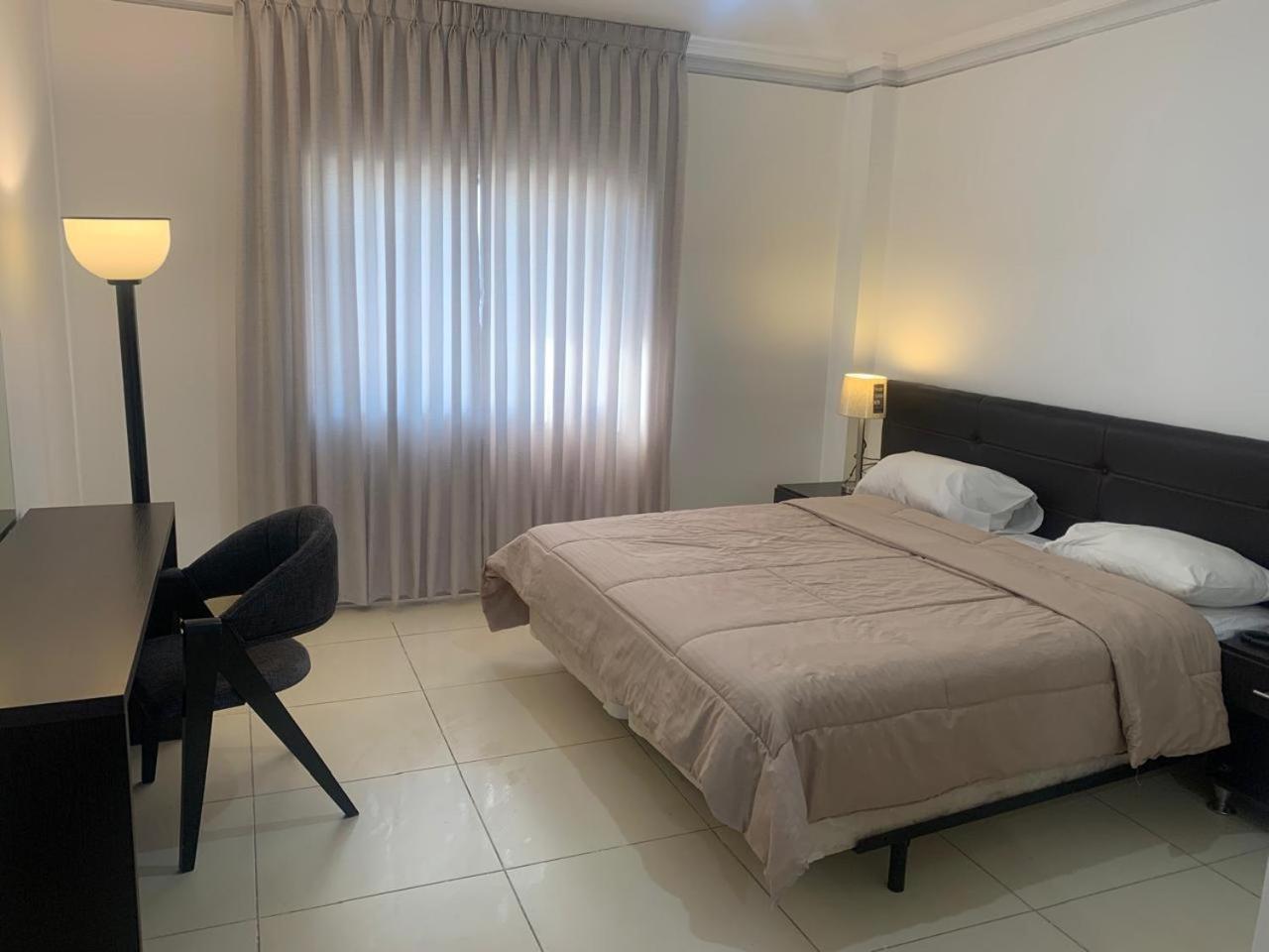 Omaima Hotel Apartments Amman Exteriör bild