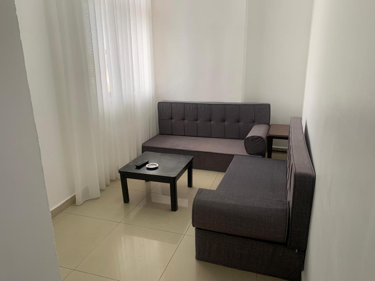 Omaima Hotel Apartments Amman Exteriör bild